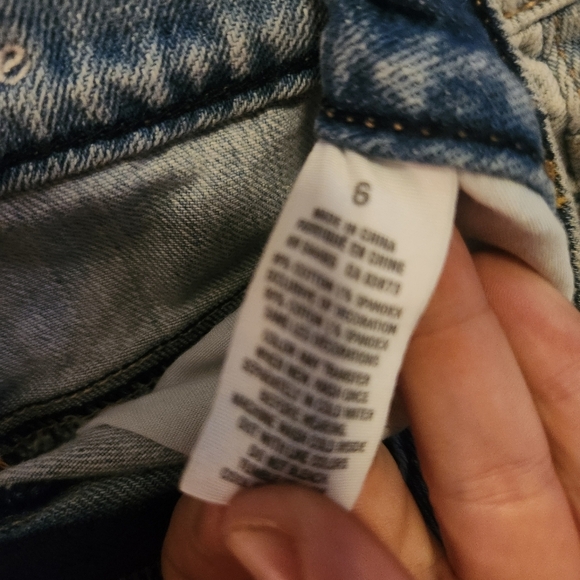 American Eagle Outfitters Denim Lace Trim Women Shorts Size 6 - Picture 5 of 7